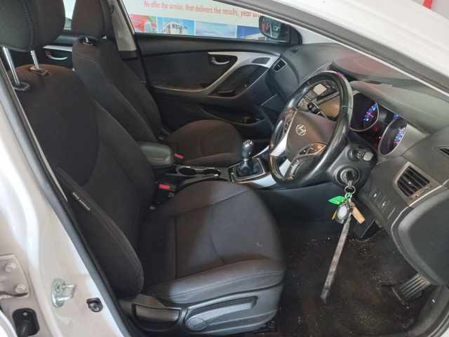 2014 Hyundai Elantra 1.8 thumbnail 7