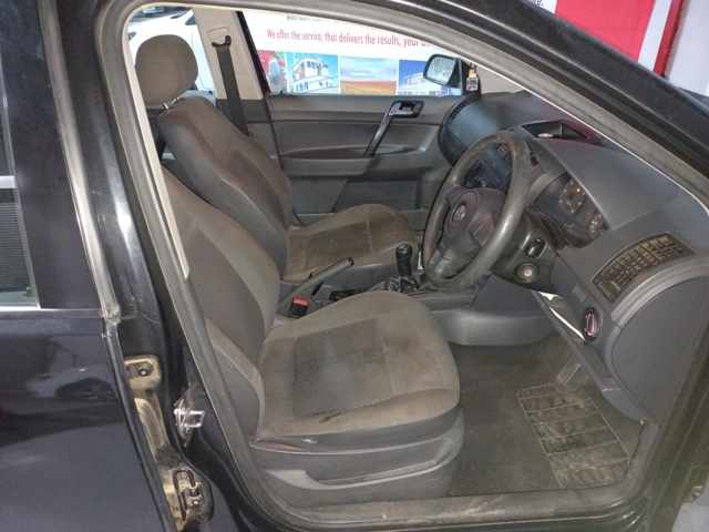2010 VW Polo Vivo 1.6 (NON RUNNER) thumbnail 7