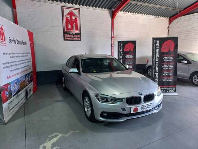 2018 BMW 320i A/T thumbnail 3