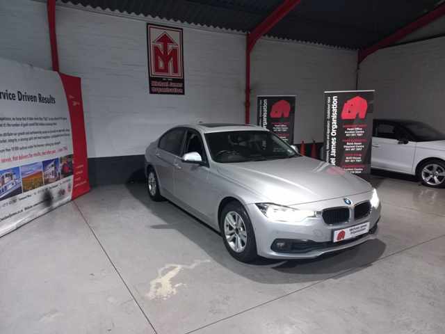2019 BMW 318i A/T thumbnail 3