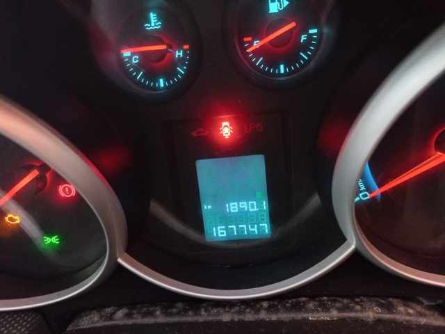 2015 Chevrolet Cruze 1.6 (NON RUNNER) thumbnail 4