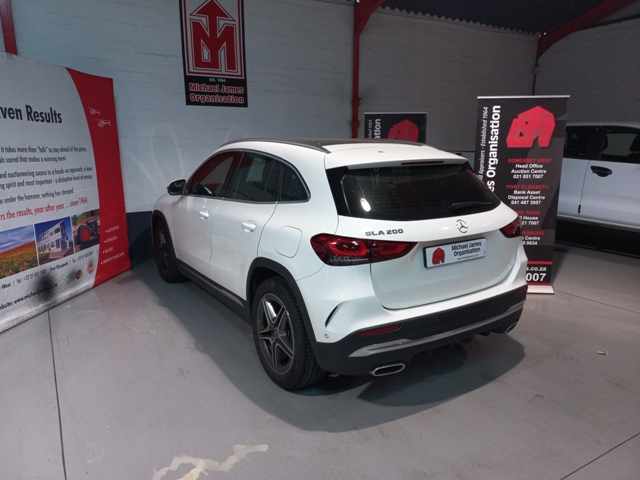2022 Mercedes-Benz GLA  200 A/T thumbnail 6