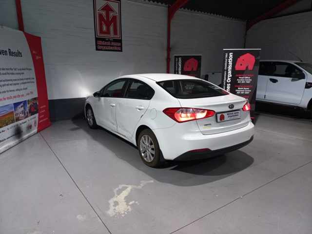2013 Kia Cerato 1.6 thumbnail 6