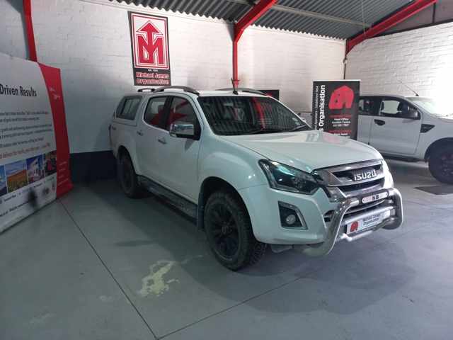 2017 Isuzu KB 300 D-TEQ A/T 4X4 P/U D/C thumbnail 3