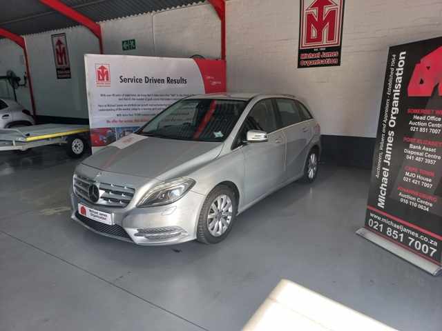 2012 Mercedes Benz B180 thumbnail 2