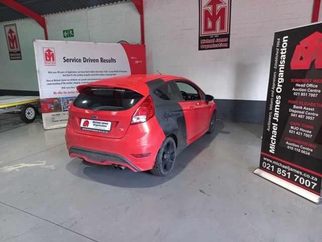 2015 Ford Fiesta ST 1.6 thumbnail 5
