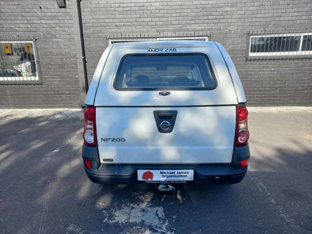 2021 Nissan NP200 1.6 thumbnail 4