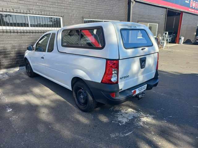 2021 Nissan NP200 1.6 thumbnail 6