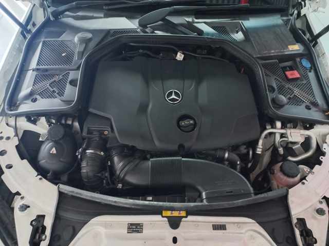 2016 Mercedes-Benz C220 A/T thumbnail 9