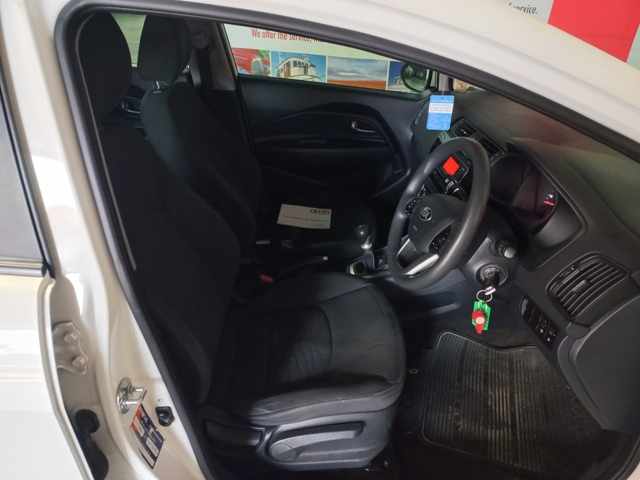 2017 Kia Rio 1.2 thumbnail 7
