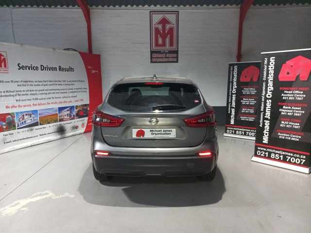 2018 Nissan Qashqai 1.2T CVT thumbnail 4