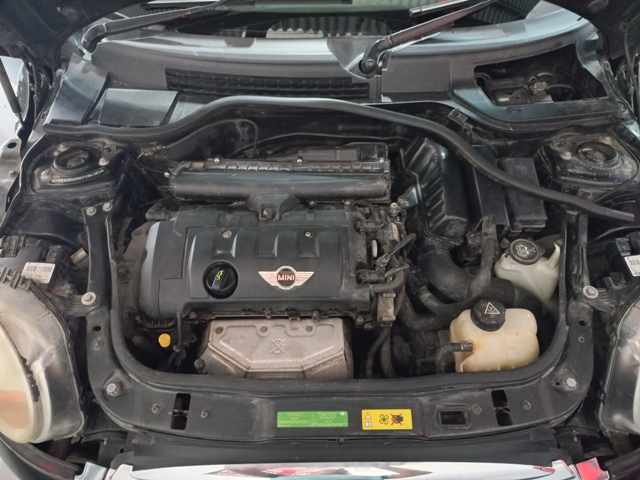 2010 Mini Cooper thumbnail 9