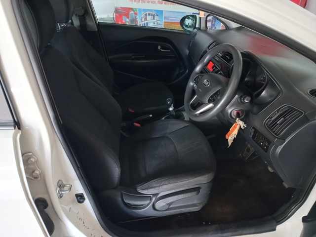 2017 Kia Rio 1.2 thumbnail 7