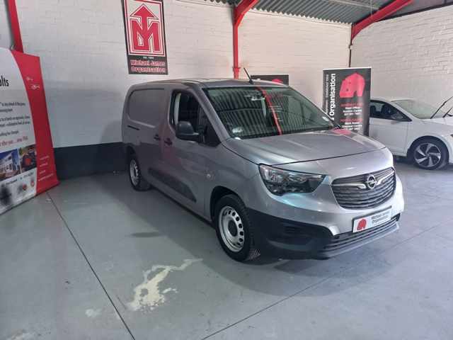 2020 Opel Combo Cargo 1.6TD F/C P/V thumbnail 3