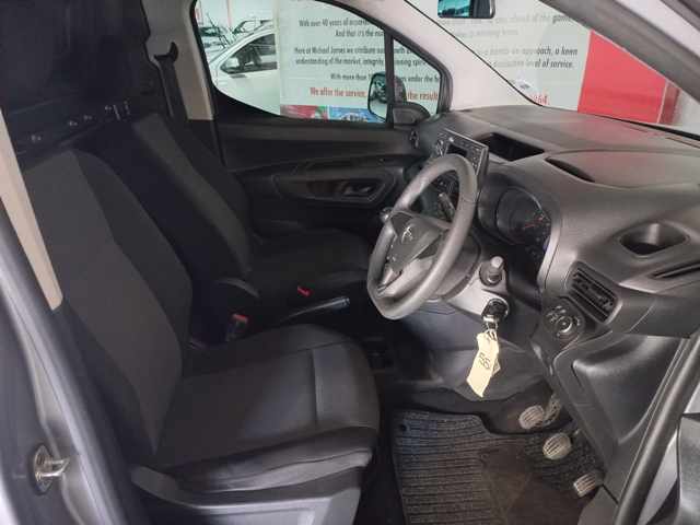 2020 Opel Combo Cargo 1.6TD F/C P/V thumbnail 7