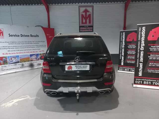 2010 Mercedes-Benz ML 63 AMG thumbnail 4