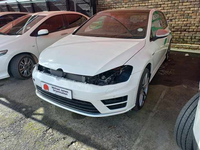 2015 VW Golf VII 2.0 TSI R (NON RUNNER) thumbnail 3