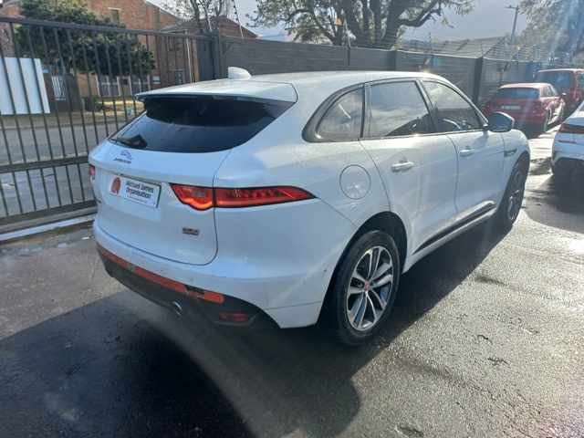 2016 Jaguar F-PACE 3.0D Sport thumbnail 5