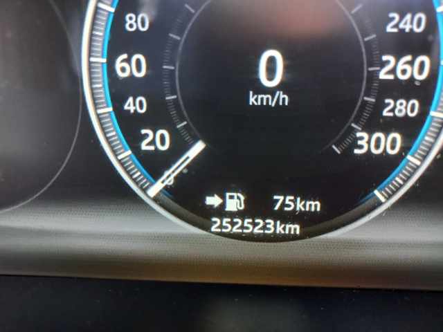 2016 Jaguar F-PACE 3.0D Sport thumbnail 8