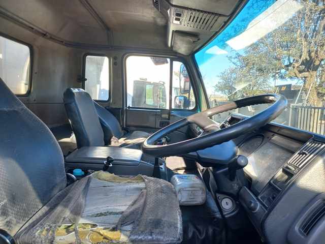 2005 Nissan UD290 Van Body With Carrier thumbnail 4