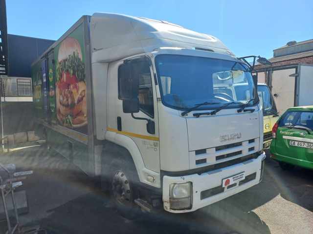 2014 Isuzu FTR 850 AUTO Van Body thumbnail 3