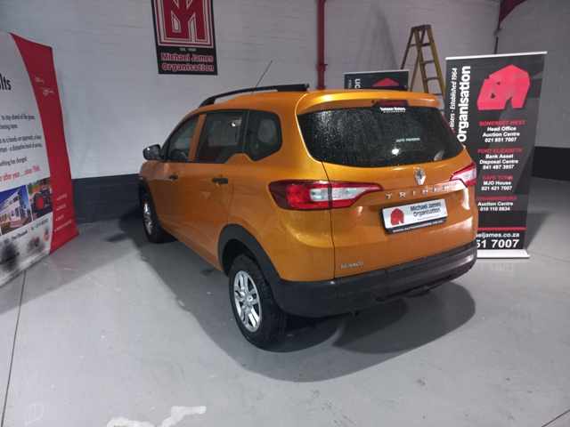 2022 Renault Triber 1.0 thumbnail 6