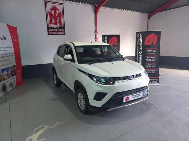 2018 Mahindra Kuv 100 1.2 thumbnail 3