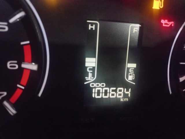 2018 Mahindra Kuv 100 1.2 thumbnail 7