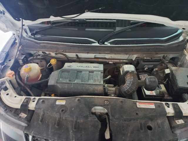 2018 Mahindra Kuv 100 1.2 thumbnail 9