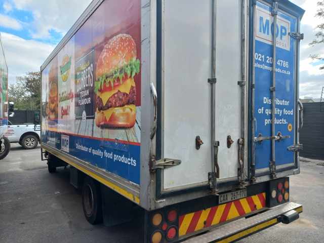 2015 Mitsubishi 150 Fuso Canter (NON RUNNER) thumbnail 5