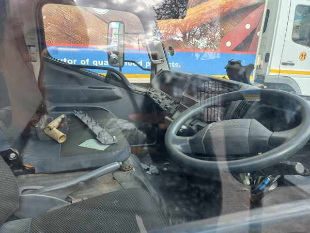 2015 Mitsubishi 150 Fuso Canter (NON RUNNER) thumbnail 6