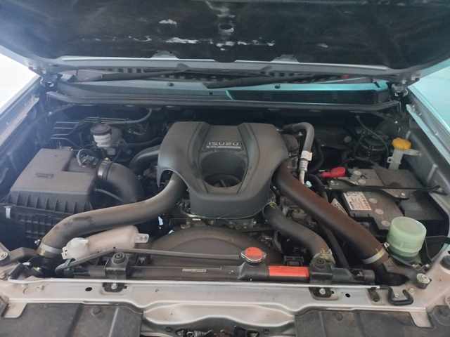 2020 Isuzu D-MAX 250 Hi-Ride D/C P/U thumbnail 9