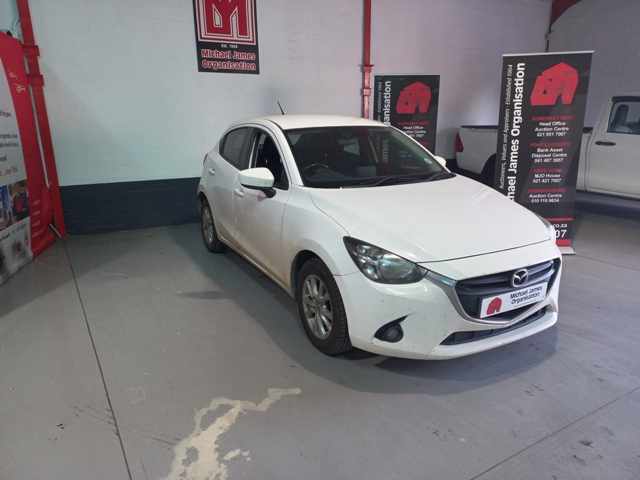 2016 Mazda 2 1.5 thumbnail 3