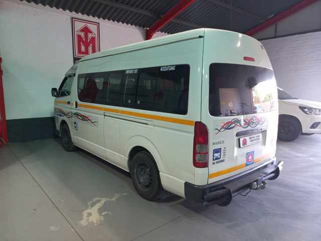2021 Toyota Quantum 2.5 D-4D 16s thumbnail 6