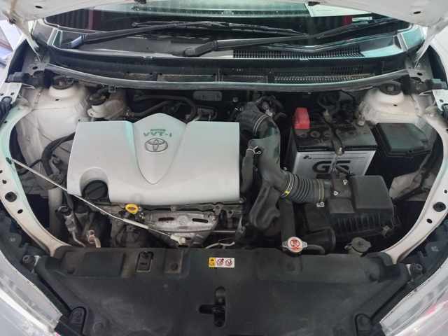 2020 Toyota Yaris 1.5 thumbnail 9