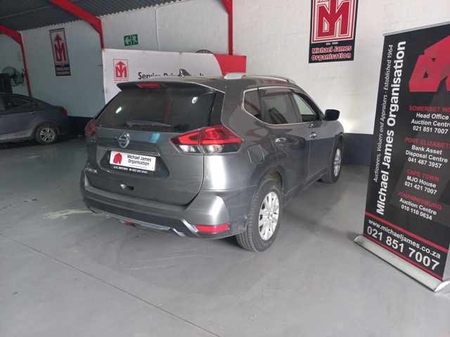 2019 Nissan Xtrail 2.5 4X4 CVT thumbnail 5
