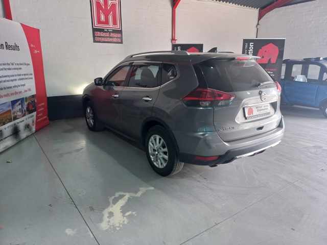 2019 Nissan Xtrail 2.5 4X4 CVT thumbnail 6