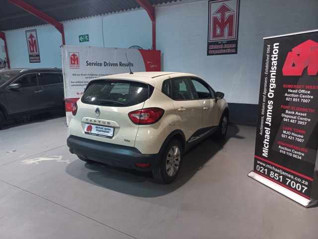 2015 Renault Captur 900T thumbnail 5