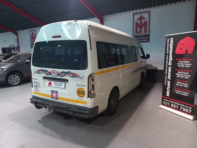 2020 Toyota Quantum 2.5 D-4D 16s thumbnail 5