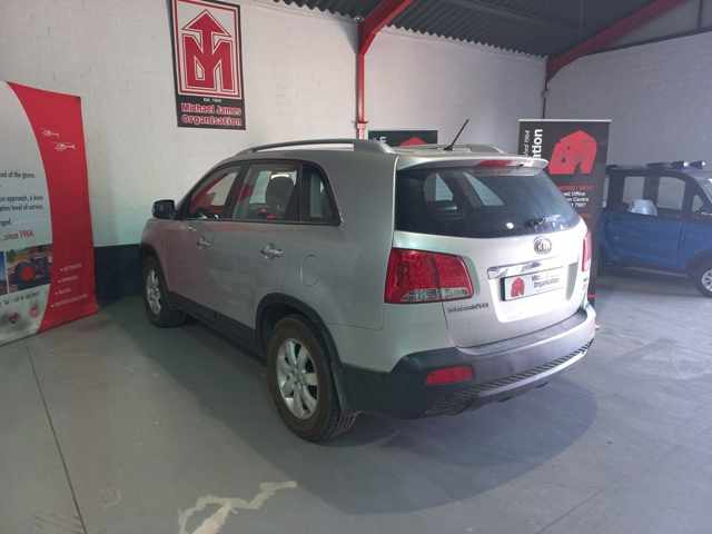 2010 Kia Sorento 2.2D A/T thumbnail 6