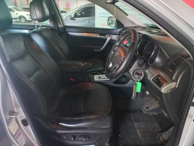 2010 Kia Sorento 2.2D A/T thumbnail 7