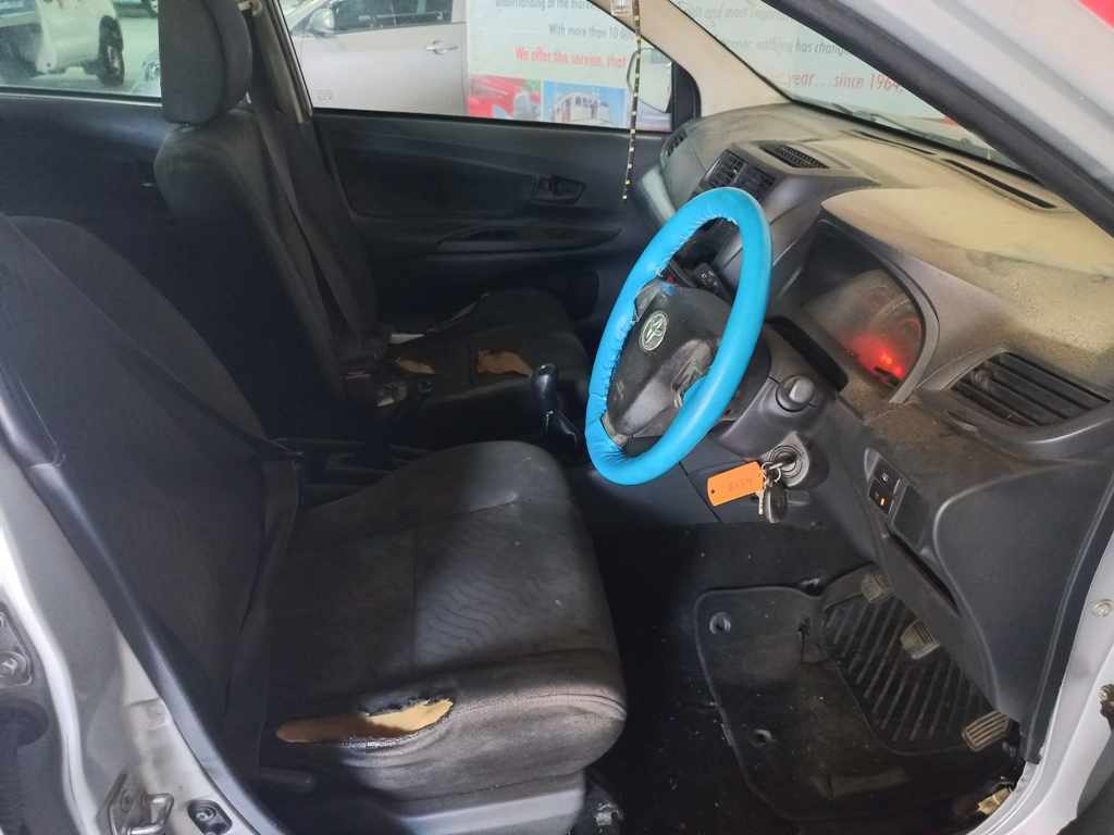 2016 Toyota Avanza 1.3 thumbnail 7