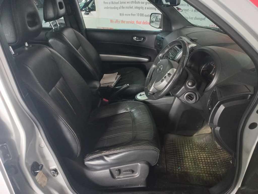 2012 Nissan X Trail 2.5 CVT thumbnail 7