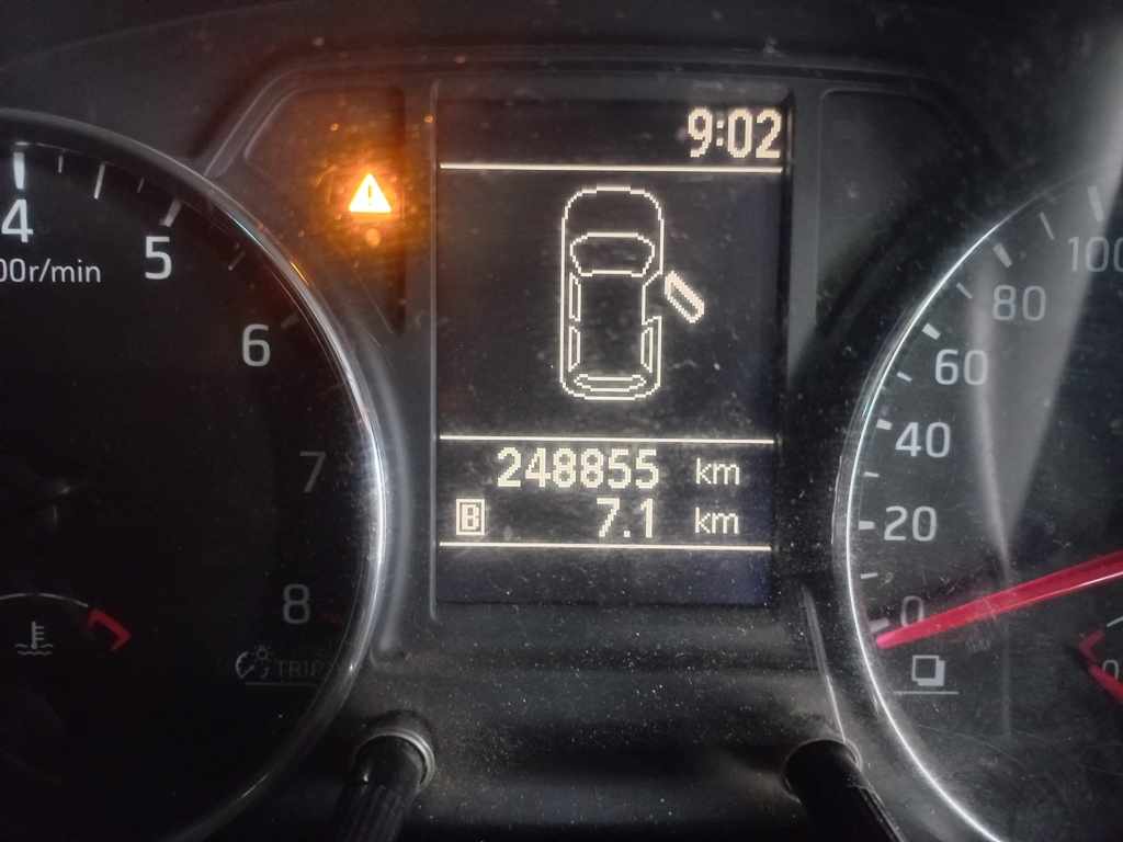 2012 Nissan X Trail 2.5 CVT thumbnail 8
