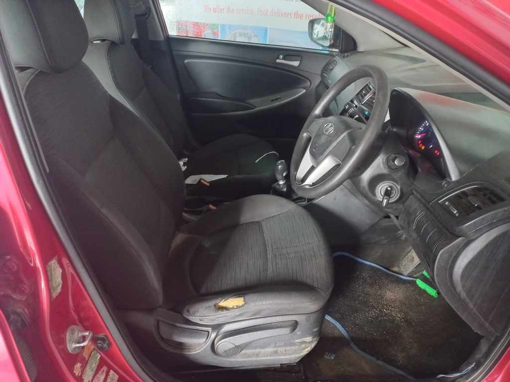 2017 Hyundai Accent 1.6 thumbnail 7