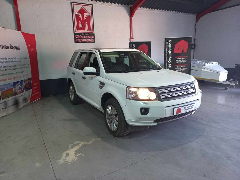2011 Land Rover Freelander II 2.2 A/T thumbnail 3