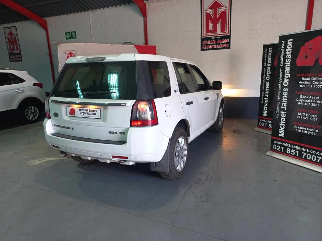 2011 Land Rover Freelander II 2.2 A/T thumbnail 5