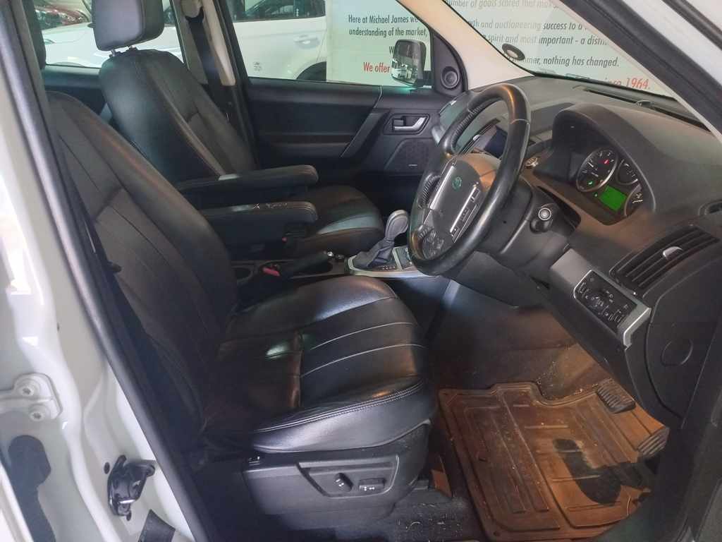 2011 Land Rover Freelander II 2.2 A/T thumbnail 7