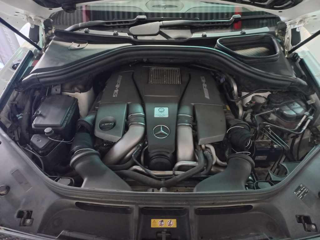 2014 Mercedes-Benz GL 63 AMG A/T thumbnail 9