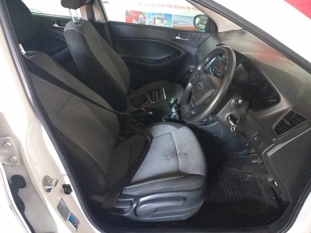 2017 Hyundai i20 1.4 thumbnail 7